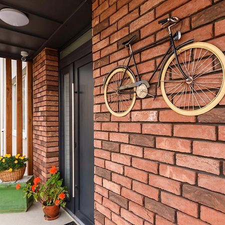 Tamtam Urban Aparthotel Cluj-Napoca Luaran gambar