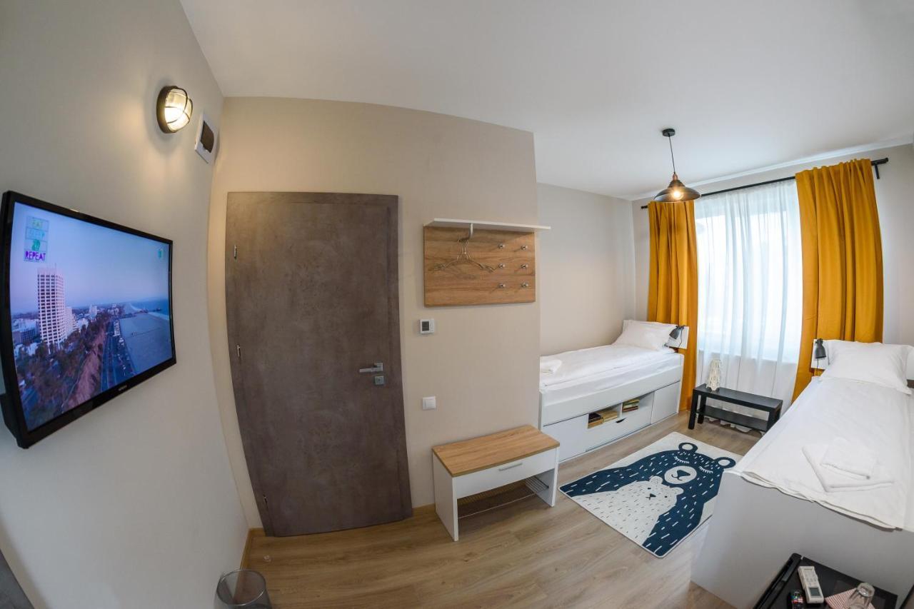 Tamtam Urban Aparthotel Cluj-Napoca Luaran gambar